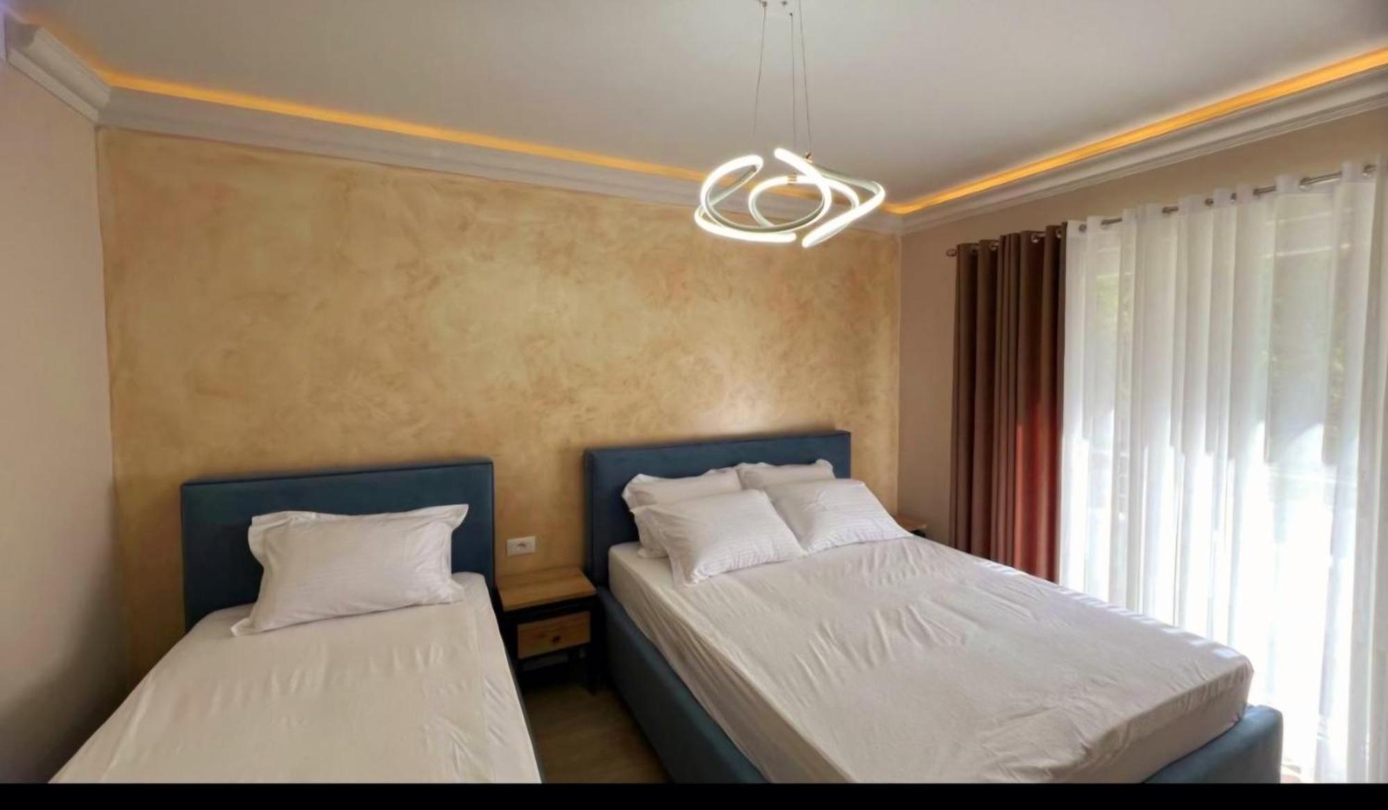 Hotel Demoli Pogradec Exteriér fotografie